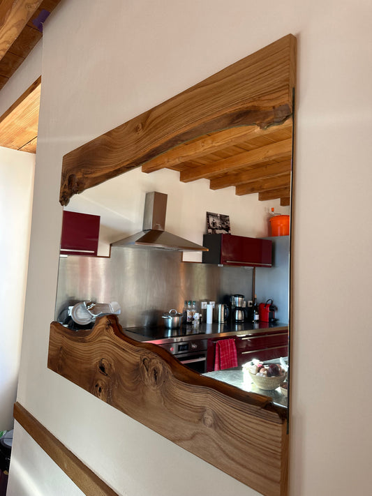 Miroir mural en châtaignier massif – Pièce unique artisanale